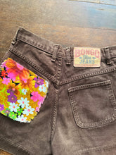 Load image into Gallery viewer, Vintage Bongo Shorts with Fabric Pocket
