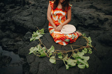 Load image into Gallery viewer, Hukilau Fashions Mu&#39;umu&#39;u
